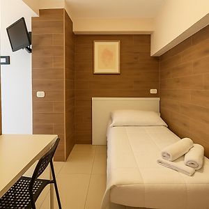 Basic Triple Room